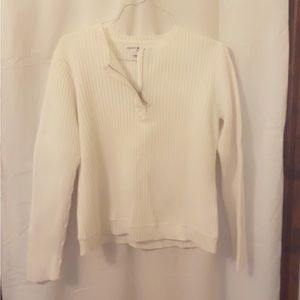 Tommy Hilfiger quarter zip up sweater.